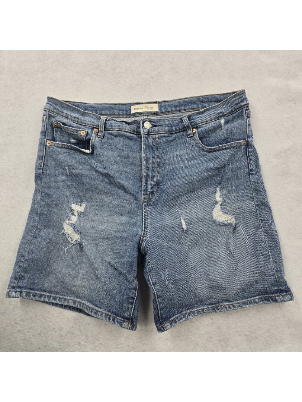 Gap 1969 High Rise 7" Denim Shorts Size 33 Distressed Stretch Medium Wash Blue